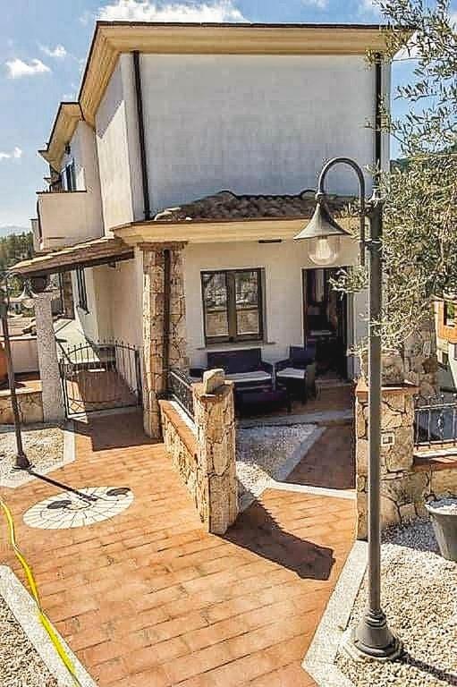 B&B Is Callelleddus Барі-Сардо Екстер'єр фото